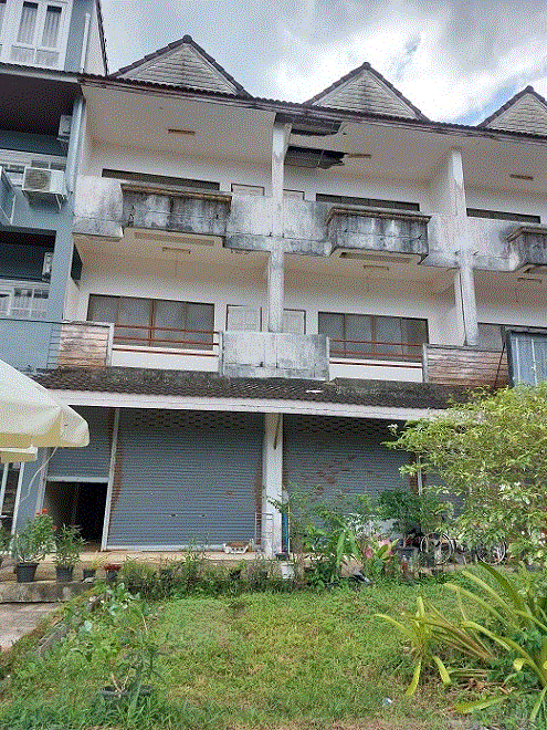 อาคารพาณิชย์หลุดจำนอง ธ.ธนาคารกรุงเทพ คึกคัก ตะกั่วป่า พังงา